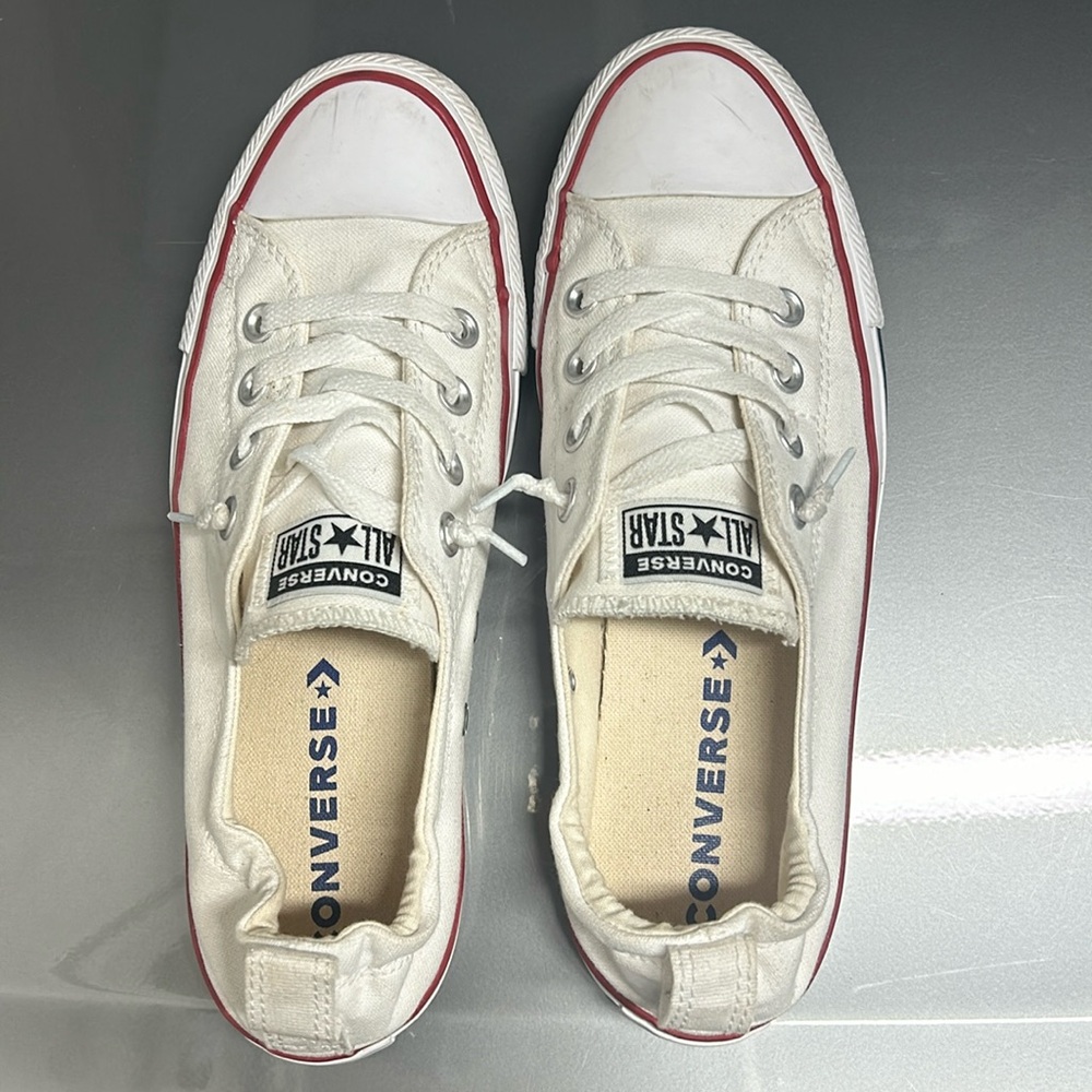 Ladies white converse All-Star size 9